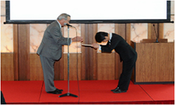 �摜�F�������^�̗l�q